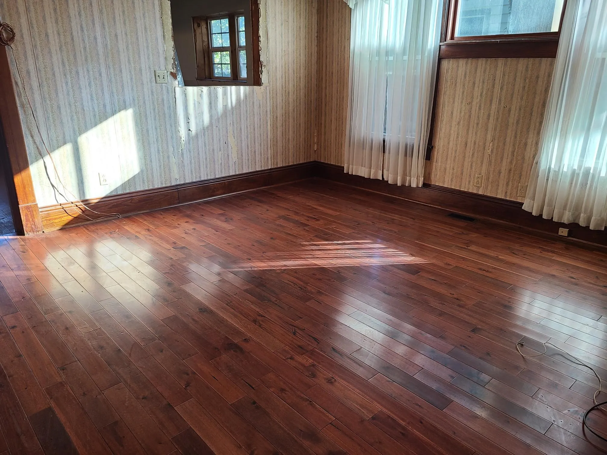 Winfield, Kansas 67156, United States, 3 Bedrooms Bedrooms, ,2 BathroomsBathrooms,Residential,Active,147143