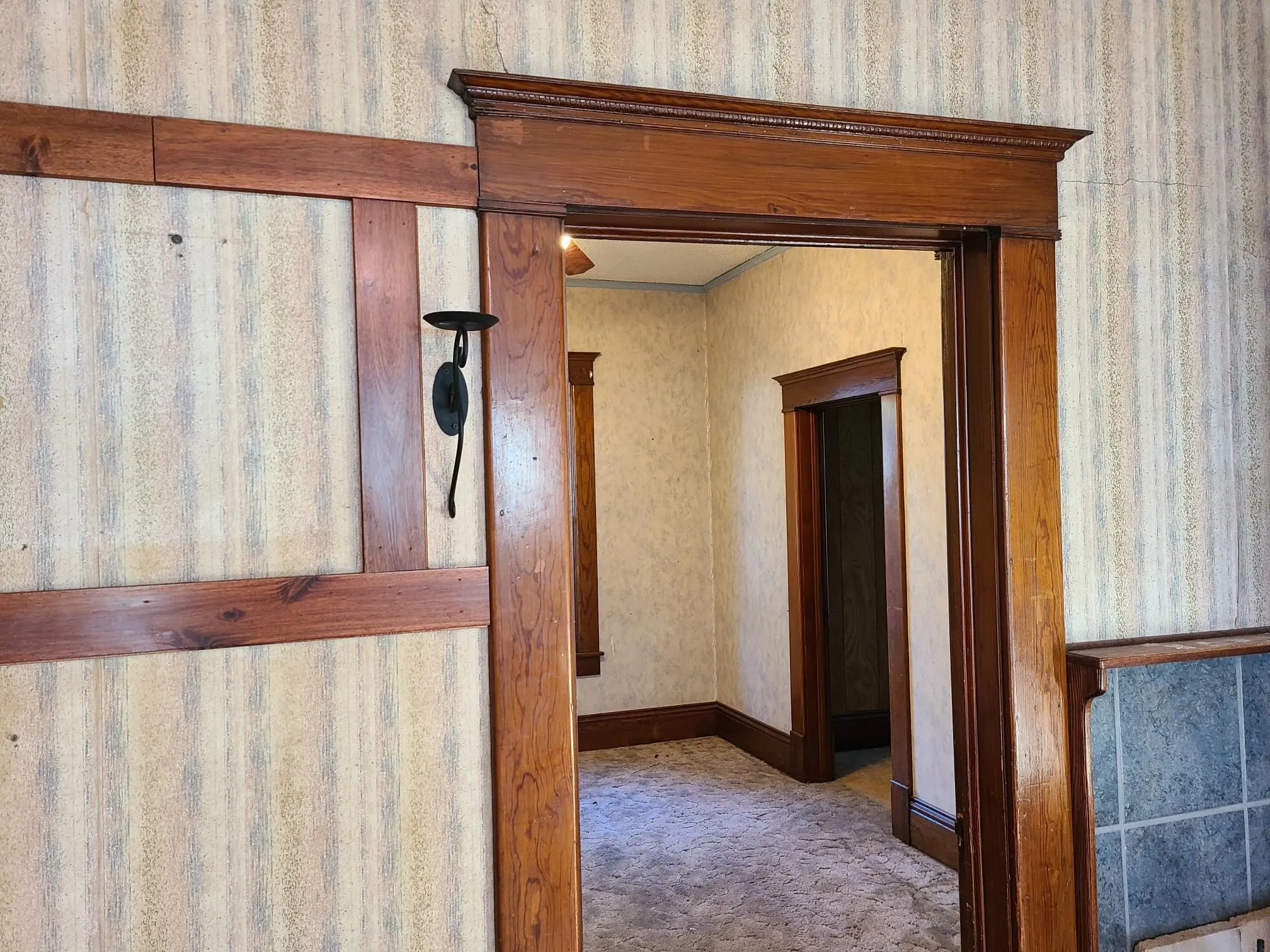 Winfield, Kansas 67156, United States, 3 Bedrooms Bedrooms, ,2 BathroomsBathrooms,Residential,Active,147143