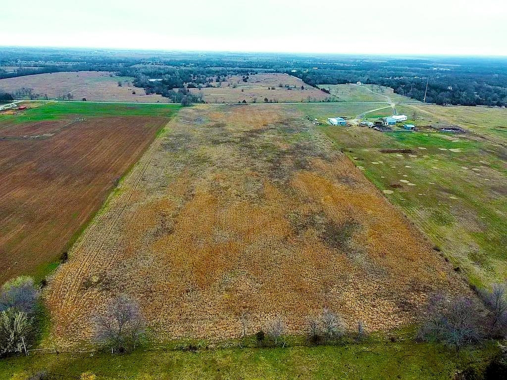 SW 190th St, Douglass, Kansas image 2