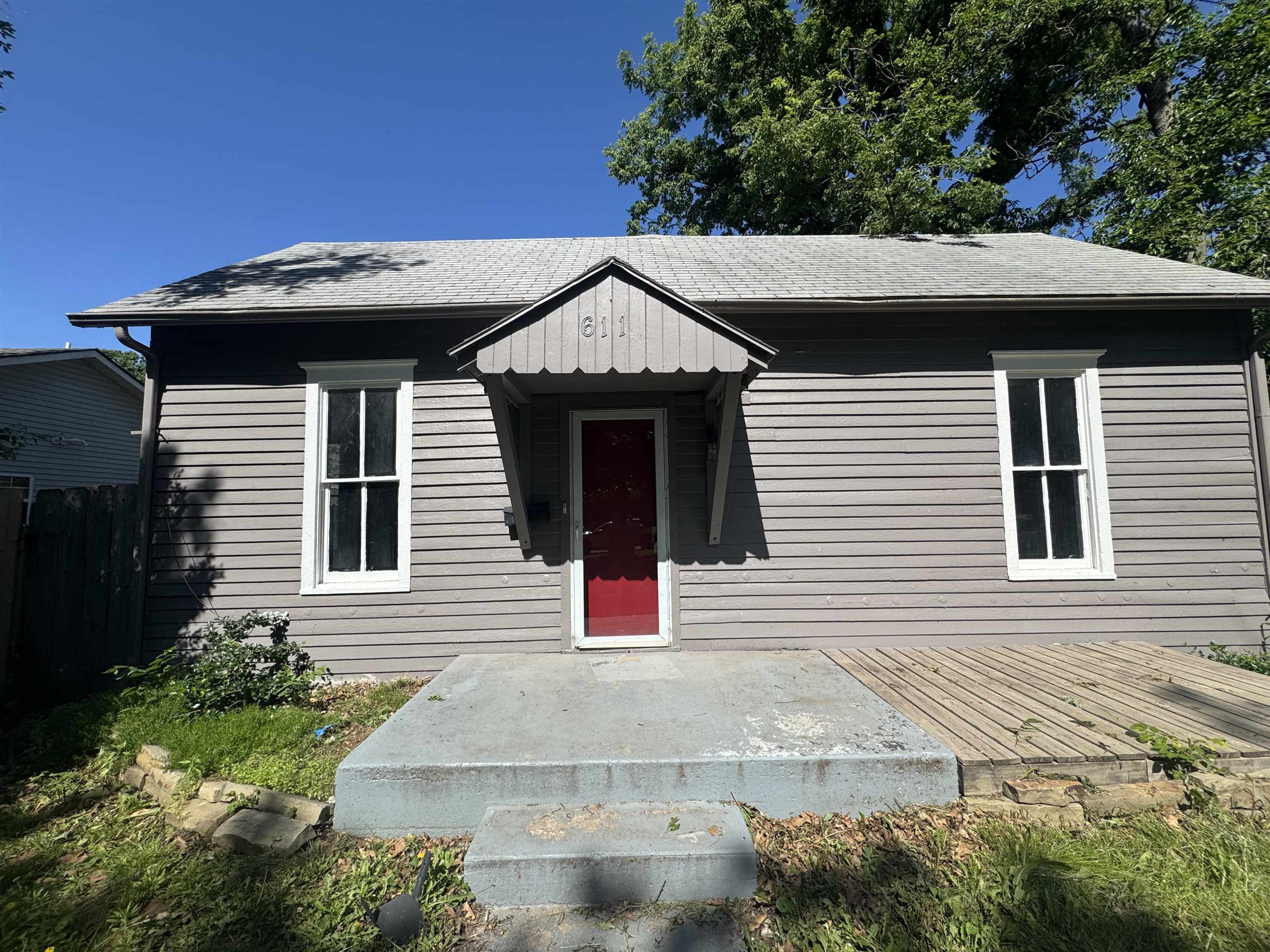 611 Spruce St, Halstead, Kansas image 1