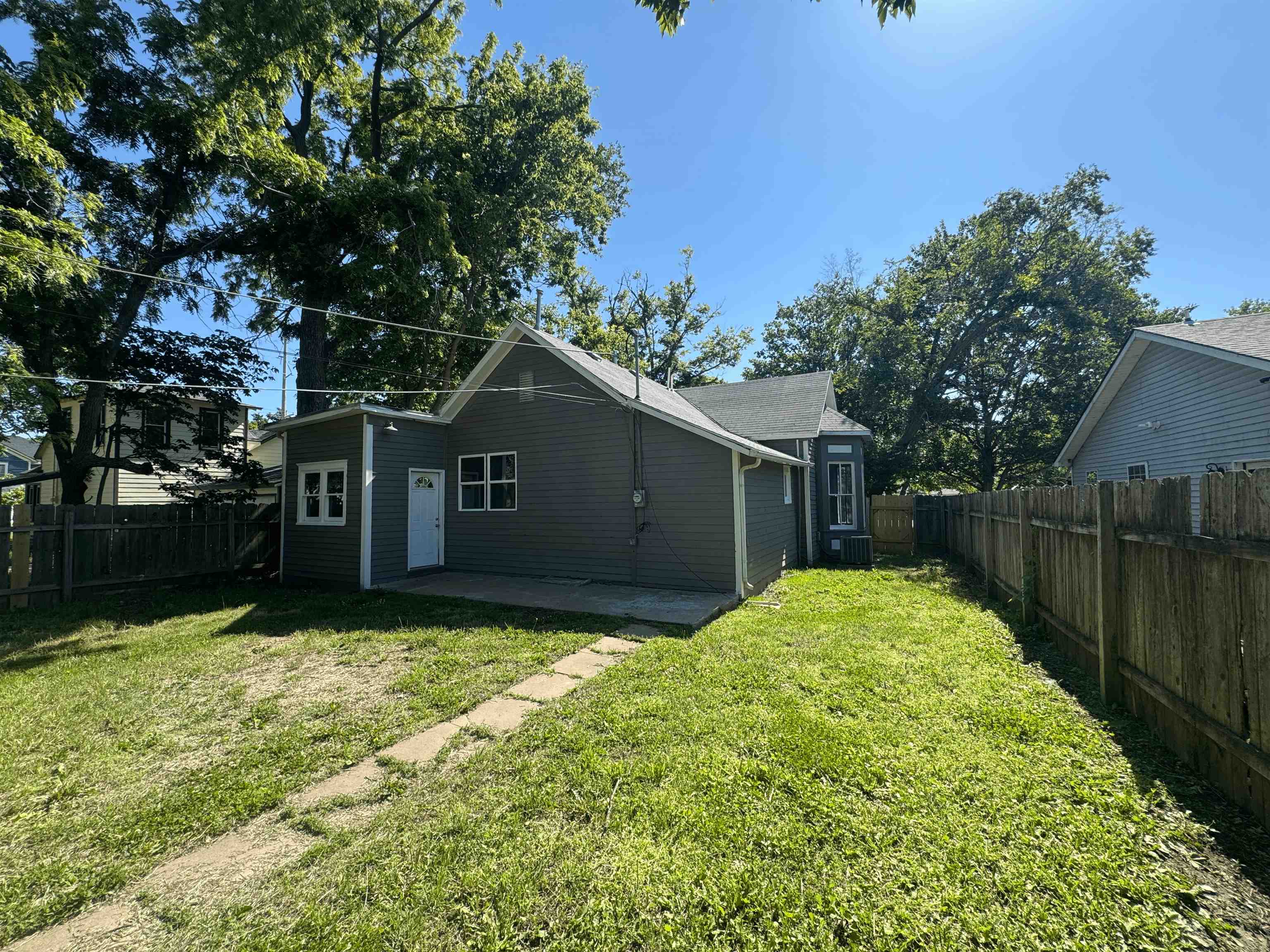 611 Spruce St, Halstead, Kansas image 14