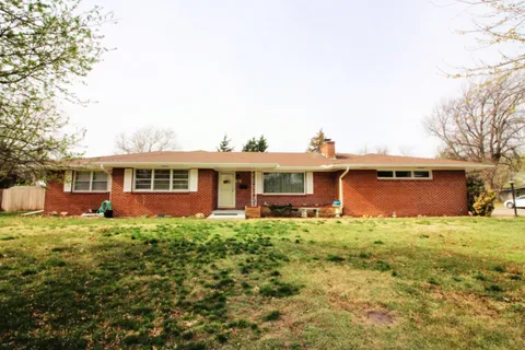 887 N Denmark Ave, Wichita, KS MLS: 652503