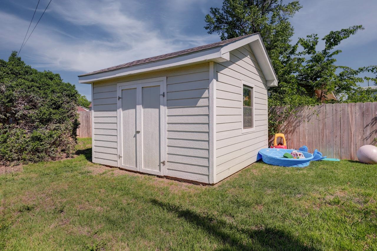 1208 N A St, Arkansas City, Kansas image 32