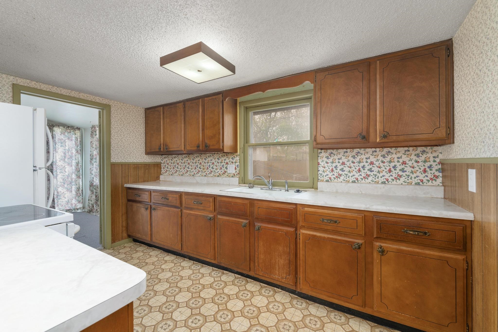 418 S Briarwood, Norwich, Kansas image 15