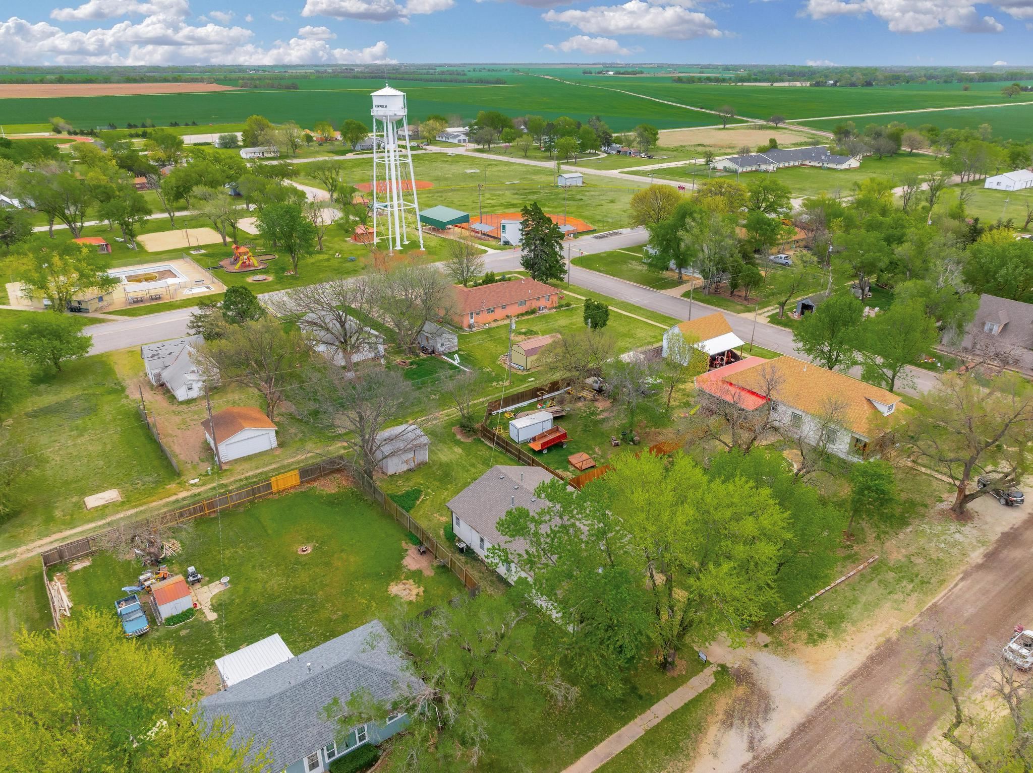 418 S Briarwood, Norwich, Kansas image 31