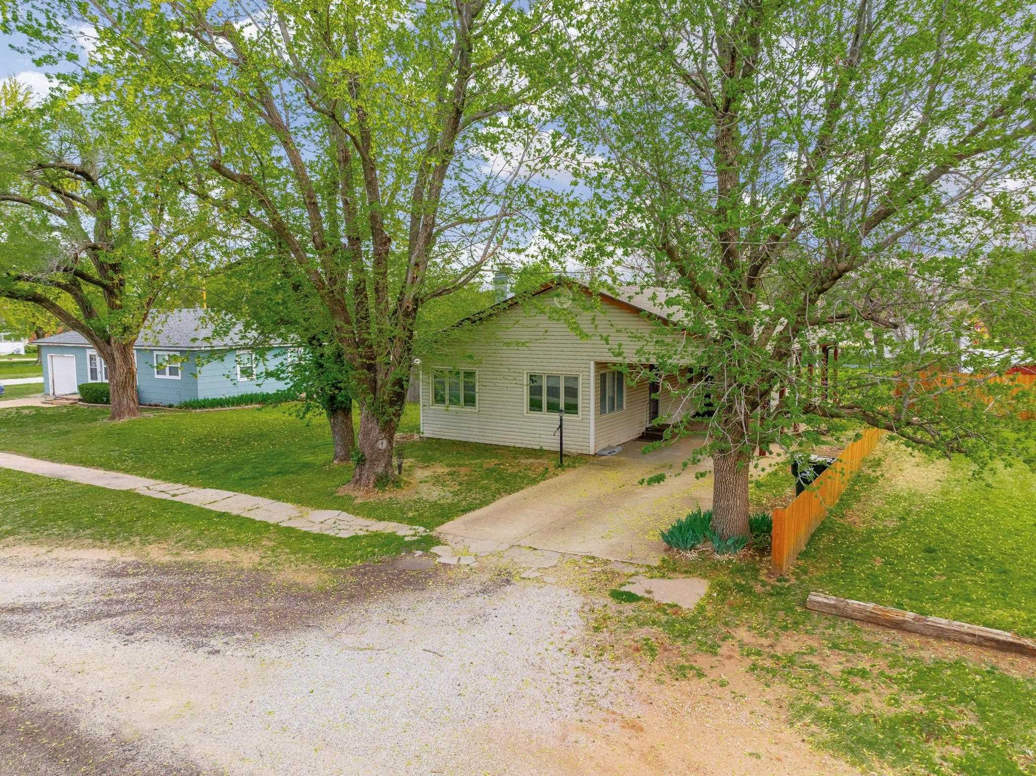 418 S Briarwood, Norwich, Kansas image 30