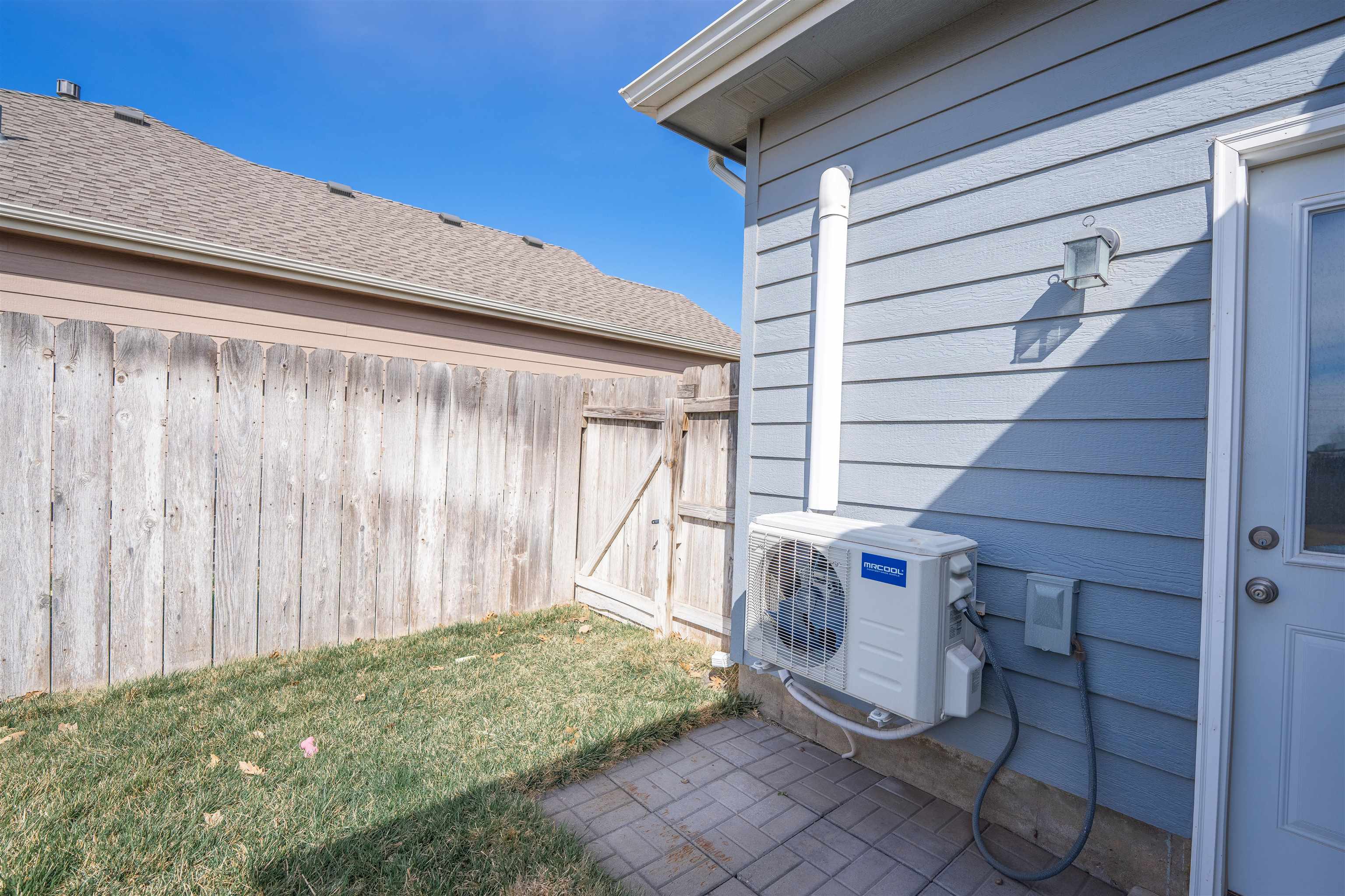 2928 Jack Cir, Salina, Kansas image 28