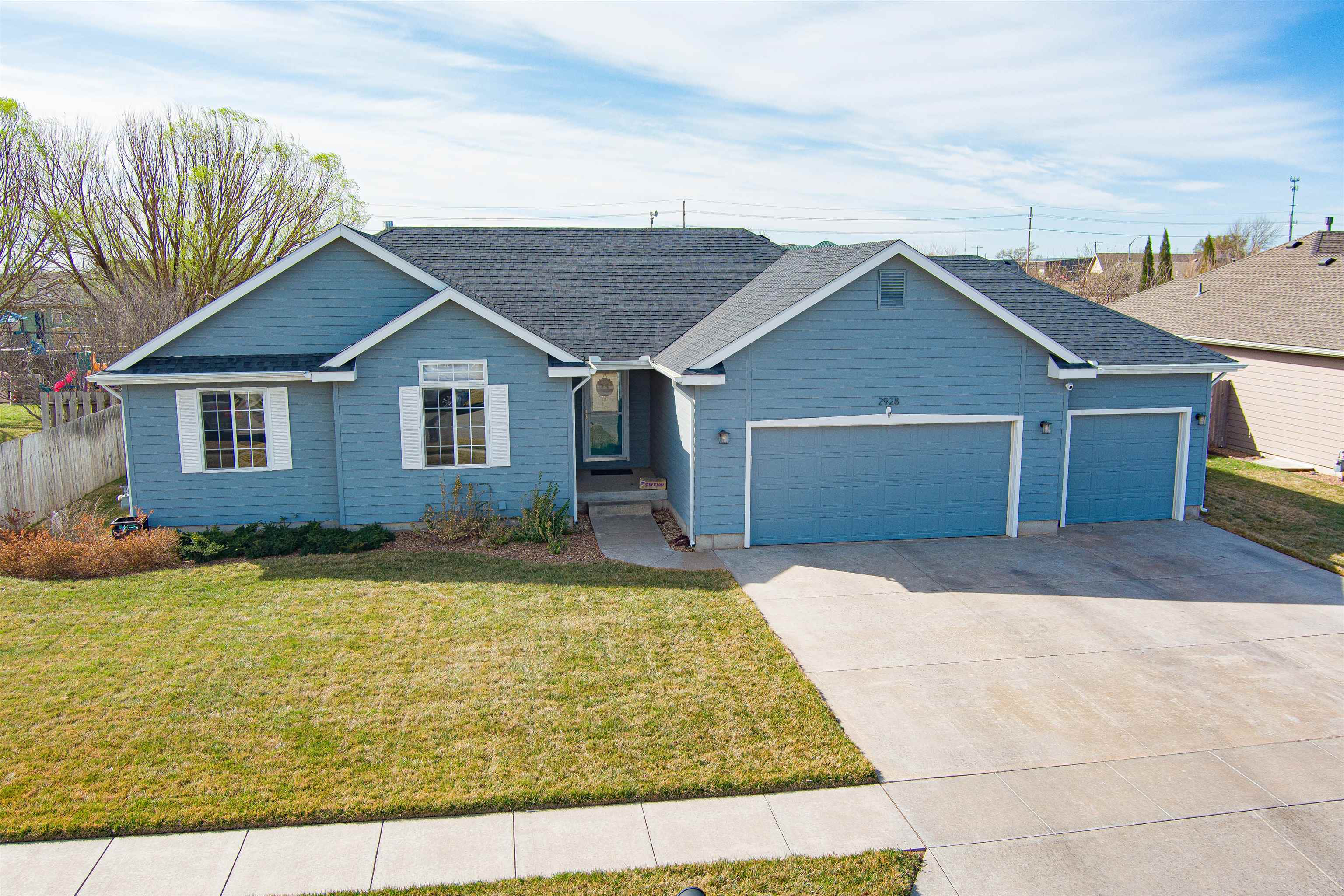 2928 Jack Cir, Salina, Kansas image 30