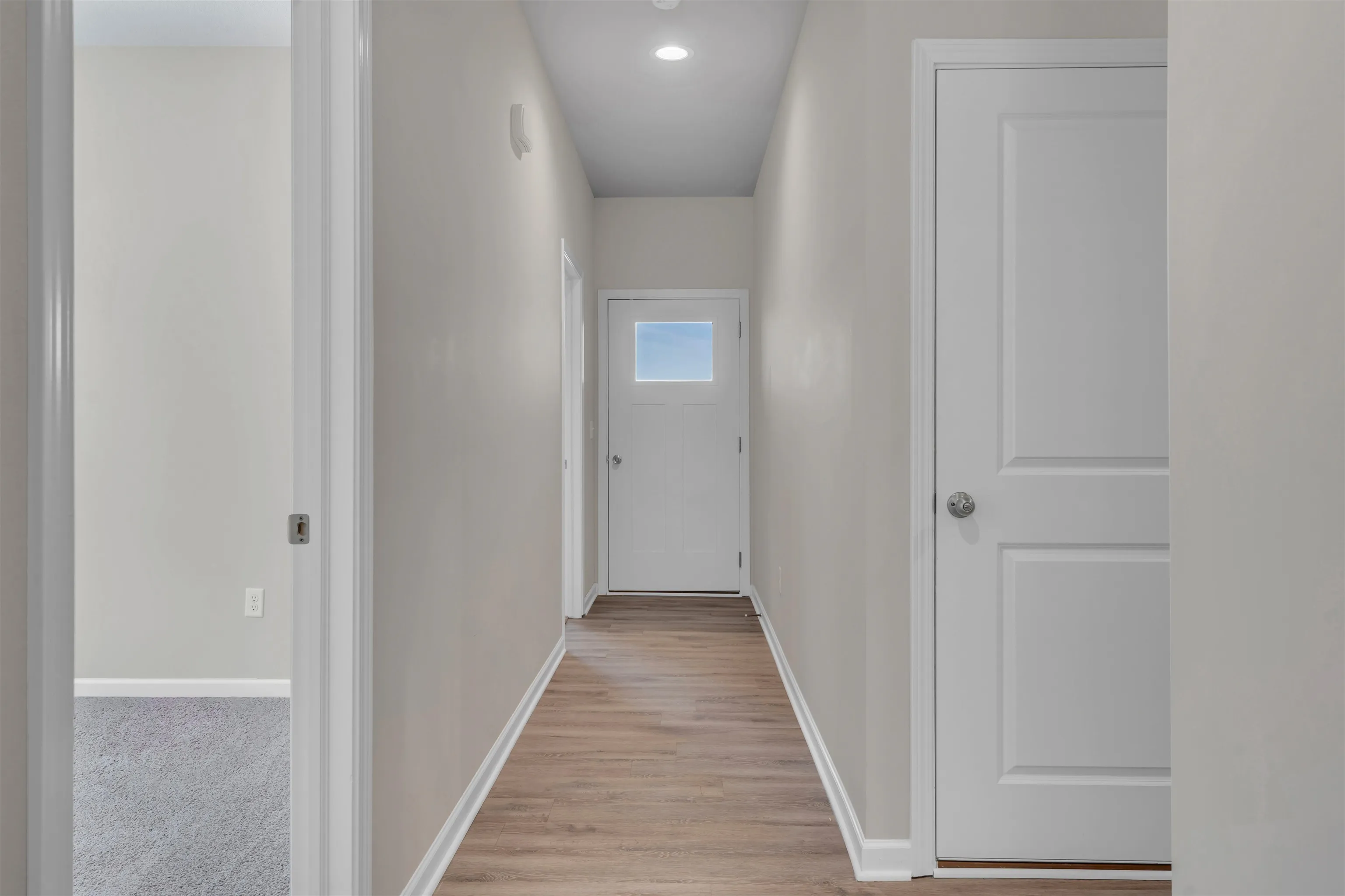 Garden Plain, Kansas 67050, United States, 4 Bedrooms Bedrooms, ,2 BathroomsBathrooms,Residential,Pending,47203