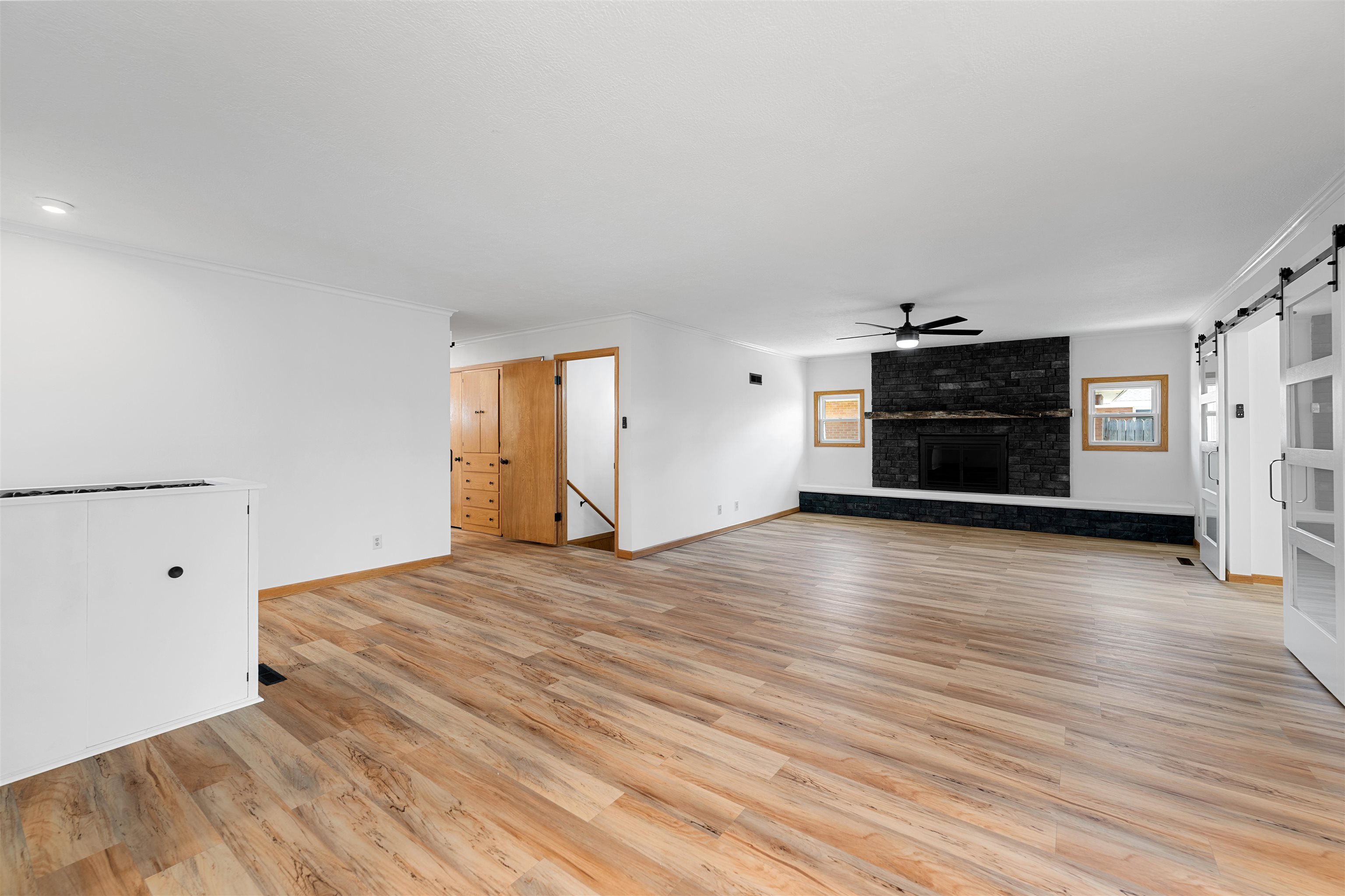 830 Millwood Dr, Salina, Kansas image 3