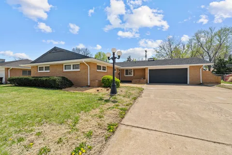 830 Millwood Dr, Salina, KS 67401 - MLS#: 653638