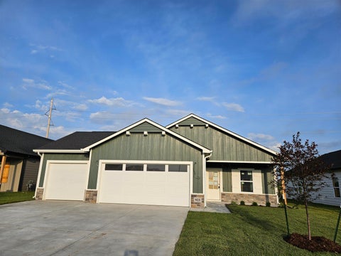 Homes For Sale - 923 N Forestview St<br/> Sedgwick County, Wichita, KS 67235