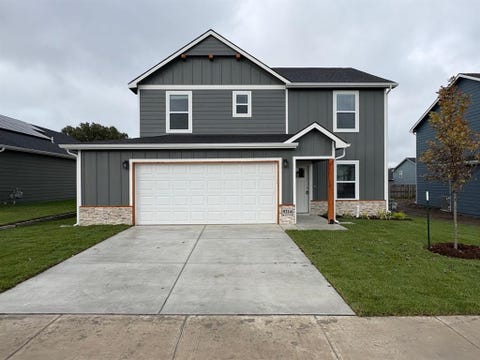 Homes For Sale - 9210 E Hurst St<br/> Wichita, KS 67210