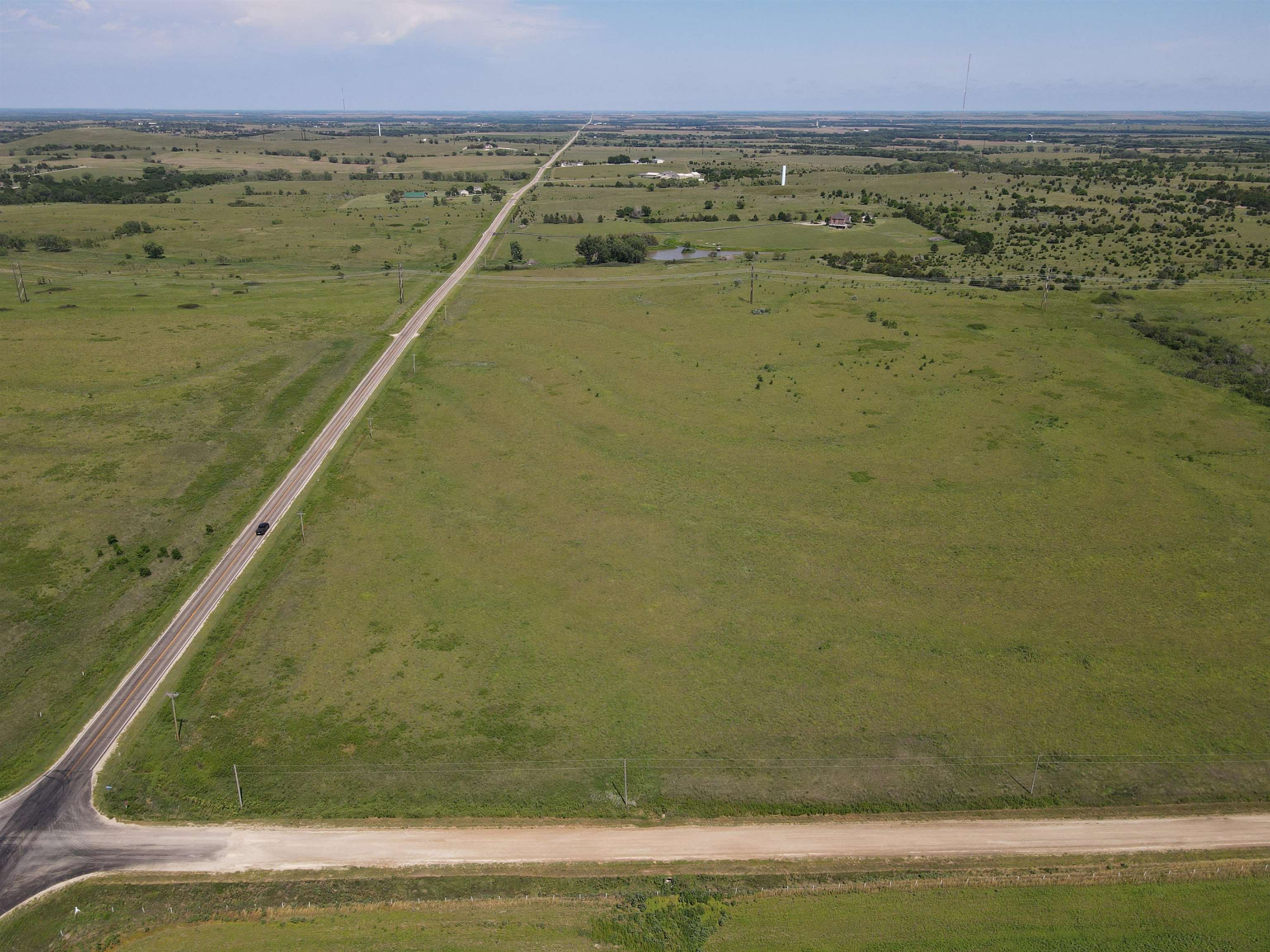 000 E Magnolia Rd, Salina, Kansas image 9