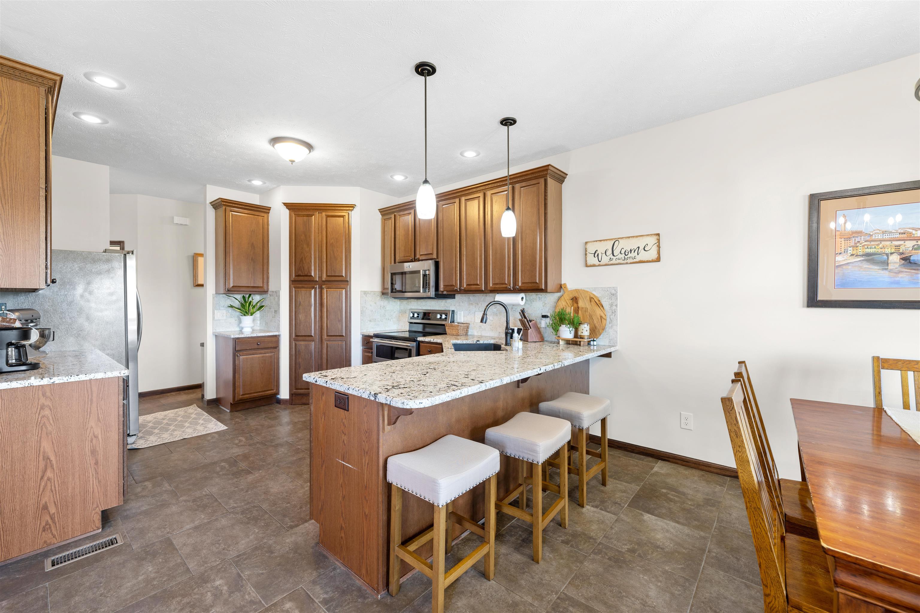 1631 Tanglewood Ln, Salina, Kansas image 12
