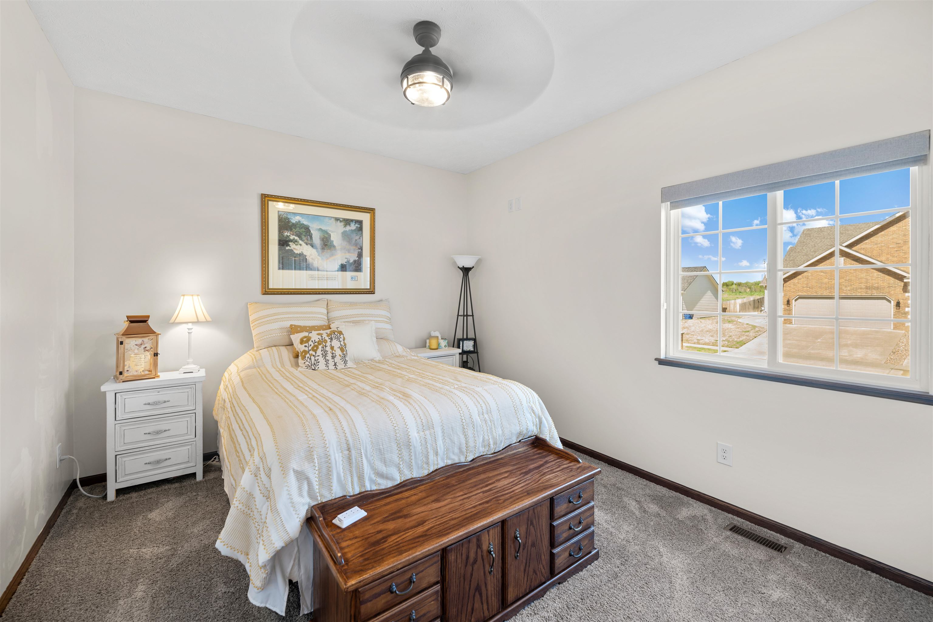 1631 Tanglewood Ln, Salina, Kansas image 22