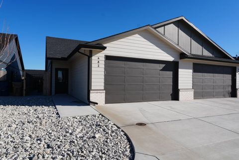 Multifamily For Sale - 482 E Hayes St<br/> Valley Center, KS 67147