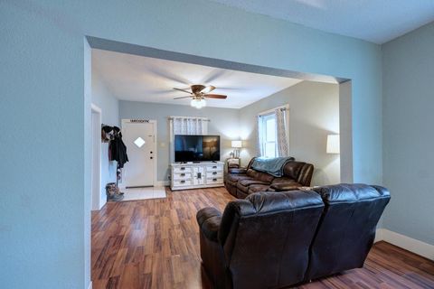 Tiny photo for 516 E 15th Ave, Winfield, KS 67156 (MLS # 669266)