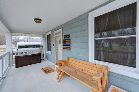 Tiny photo for 516 E 15th Ave, Winfield, KS 67156 (MLS # 669266)