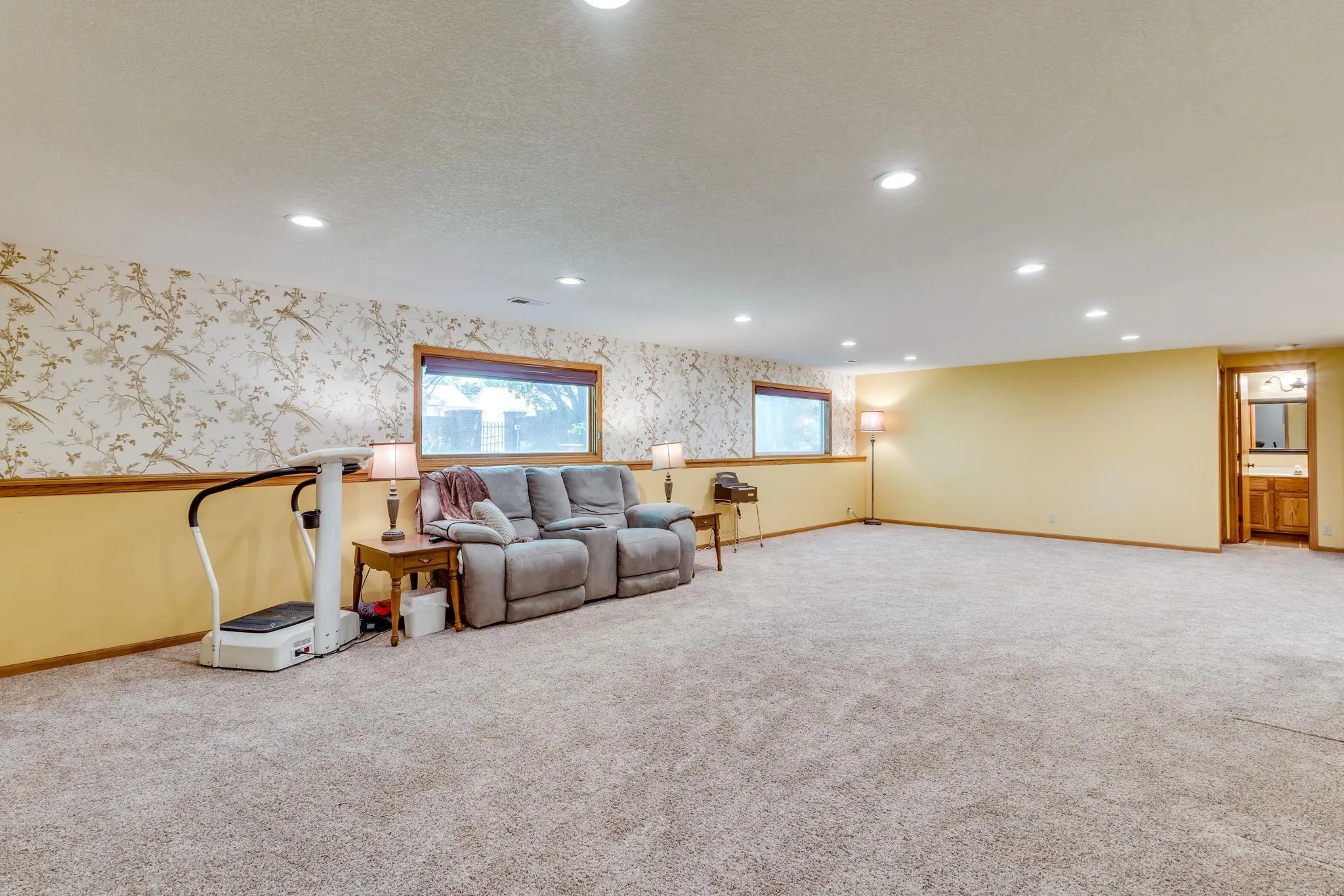 Wichita, Kansas 67235, United States, 4 Bedrooms Bedrooms, ,4 BathroomsBathrooms,Residential,Active,176709