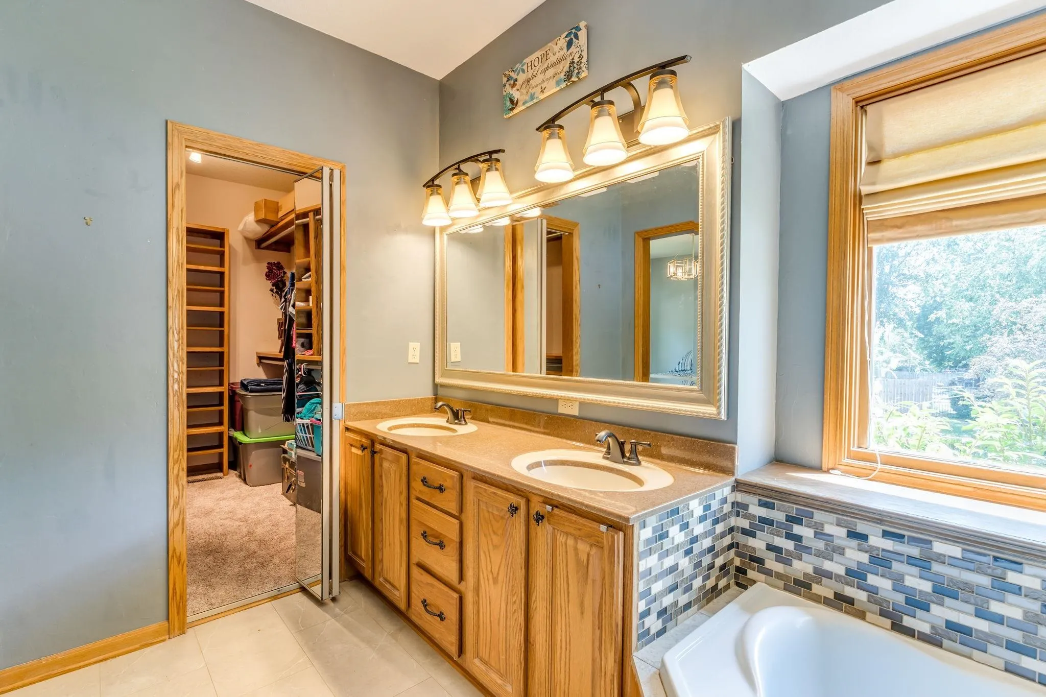 Wichita, Kansas 67235, United States, 4 Bedrooms Bedrooms, ,4 BathroomsBathrooms,Residential,Active,176709