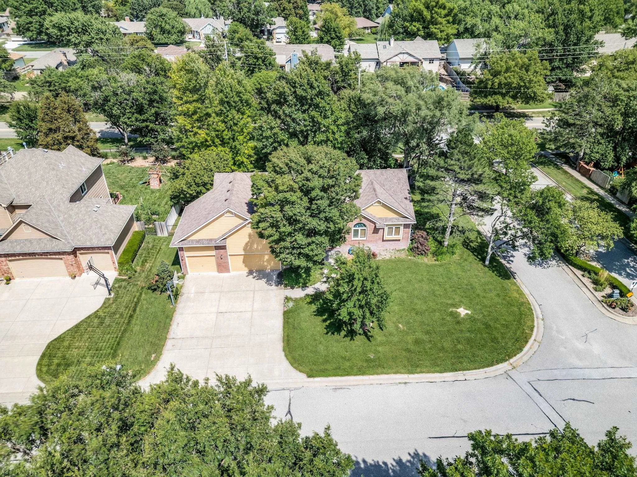 Wichita, Kansas 67235, United States, 4 Bedrooms Bedrooms, ,4 BathroomsBathrooms,Residential,Active,176709