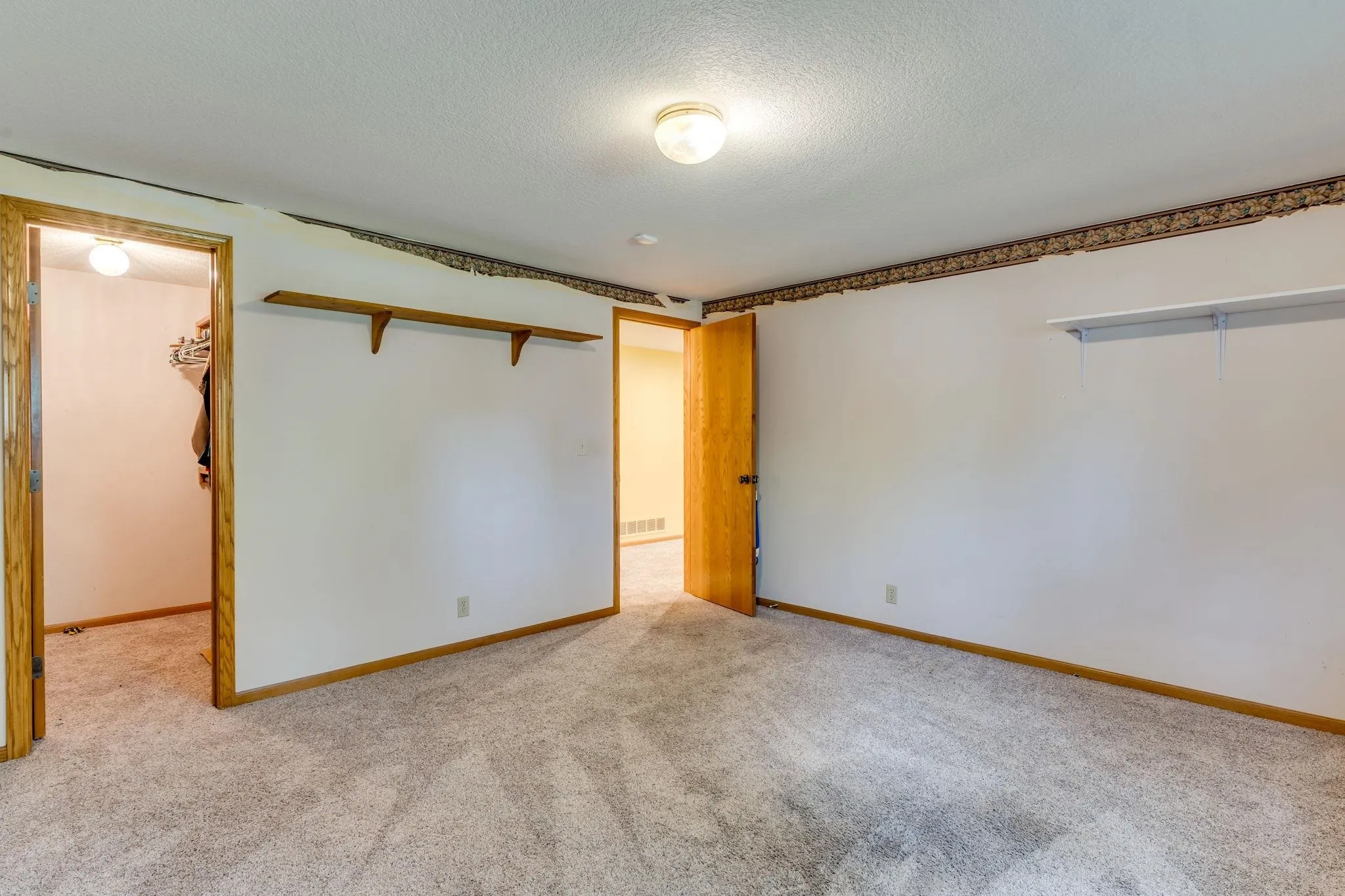 Wichita, Kansas 67235, United States, 4 Bedrooms Bedrooms, ,4 BathroomsBathrooms,Residential,Active,176709