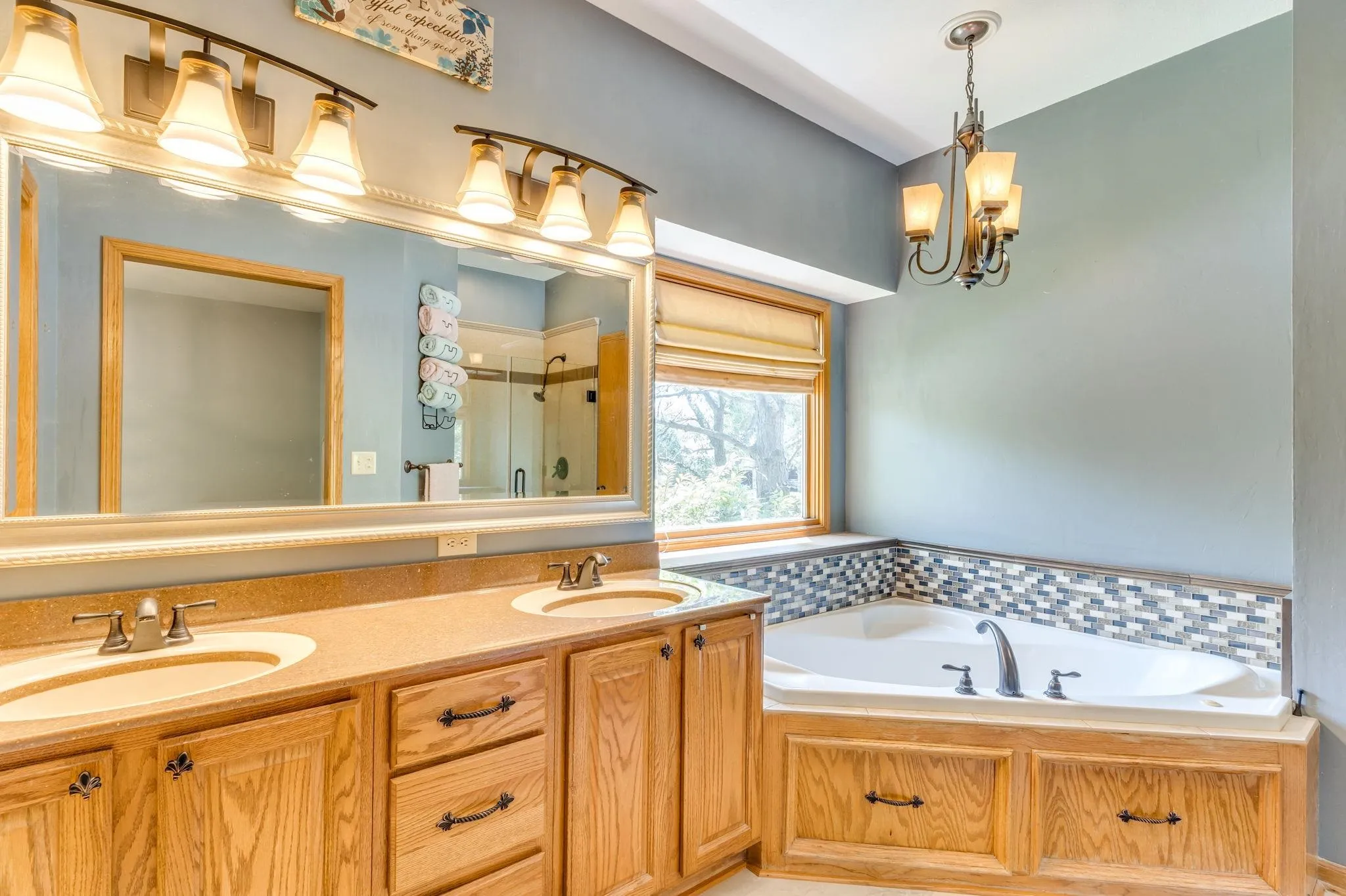 Wichita, Kansas 67235, United States, 4 Bedrooms Bedrooms, ,4 BathroomsBathrooms,Residential,Active,176709