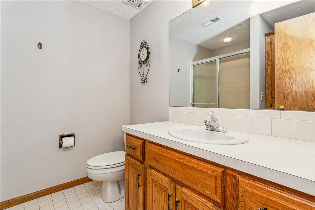 323 N Bay Country Ct, Wichita, Kansas image 30