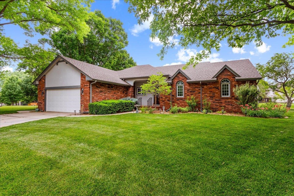 323 N Bay Country Ct, Wichita, Kansas image 35