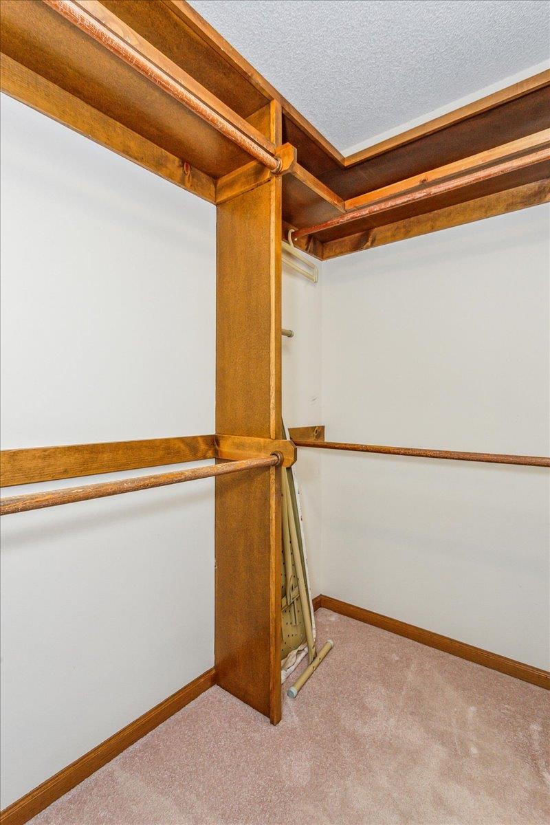 323 N Bay Country Ct, Wichita, Kansas image 17