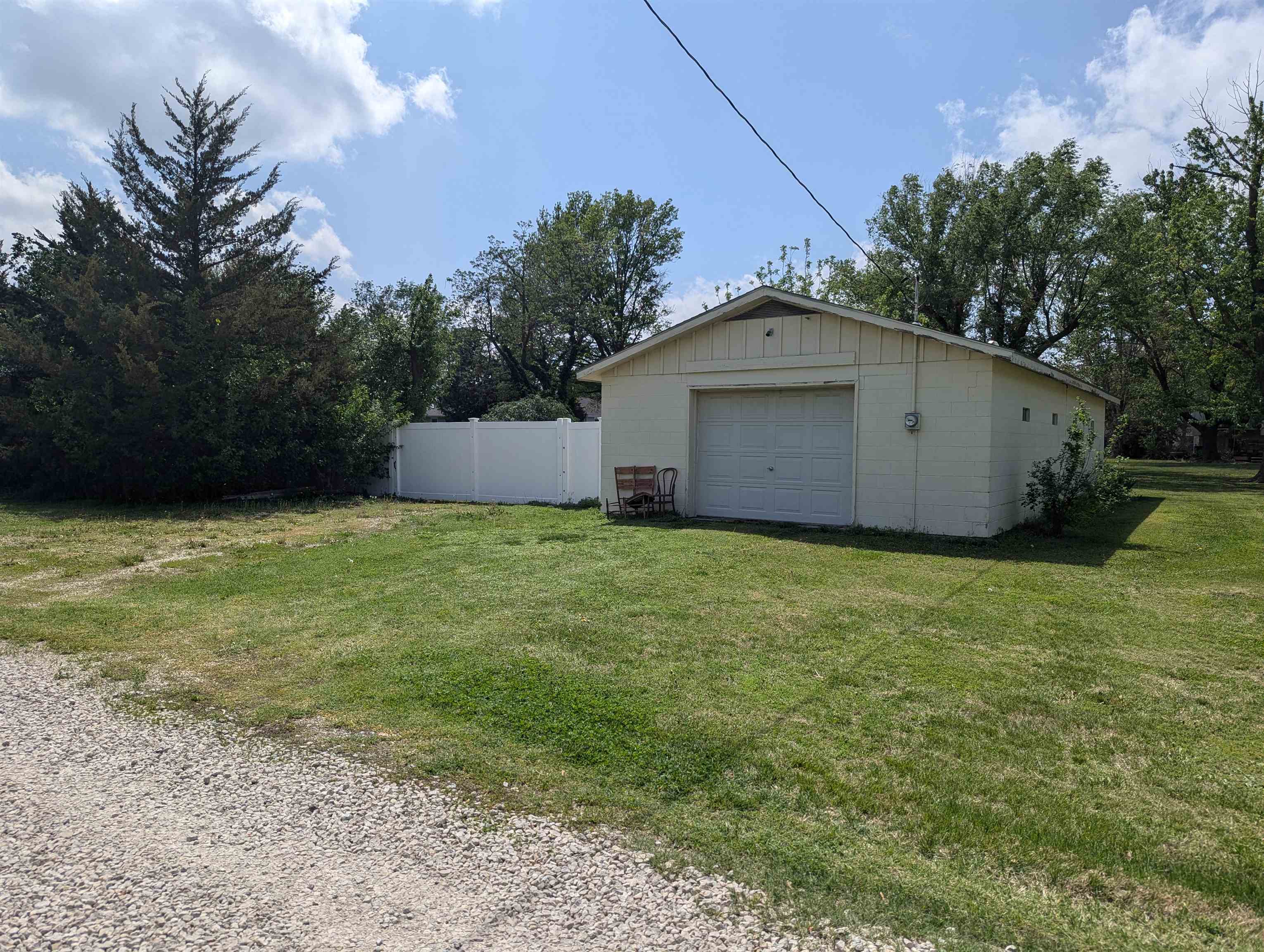 114 N Adams St, Hillsboro, Kansas image 23