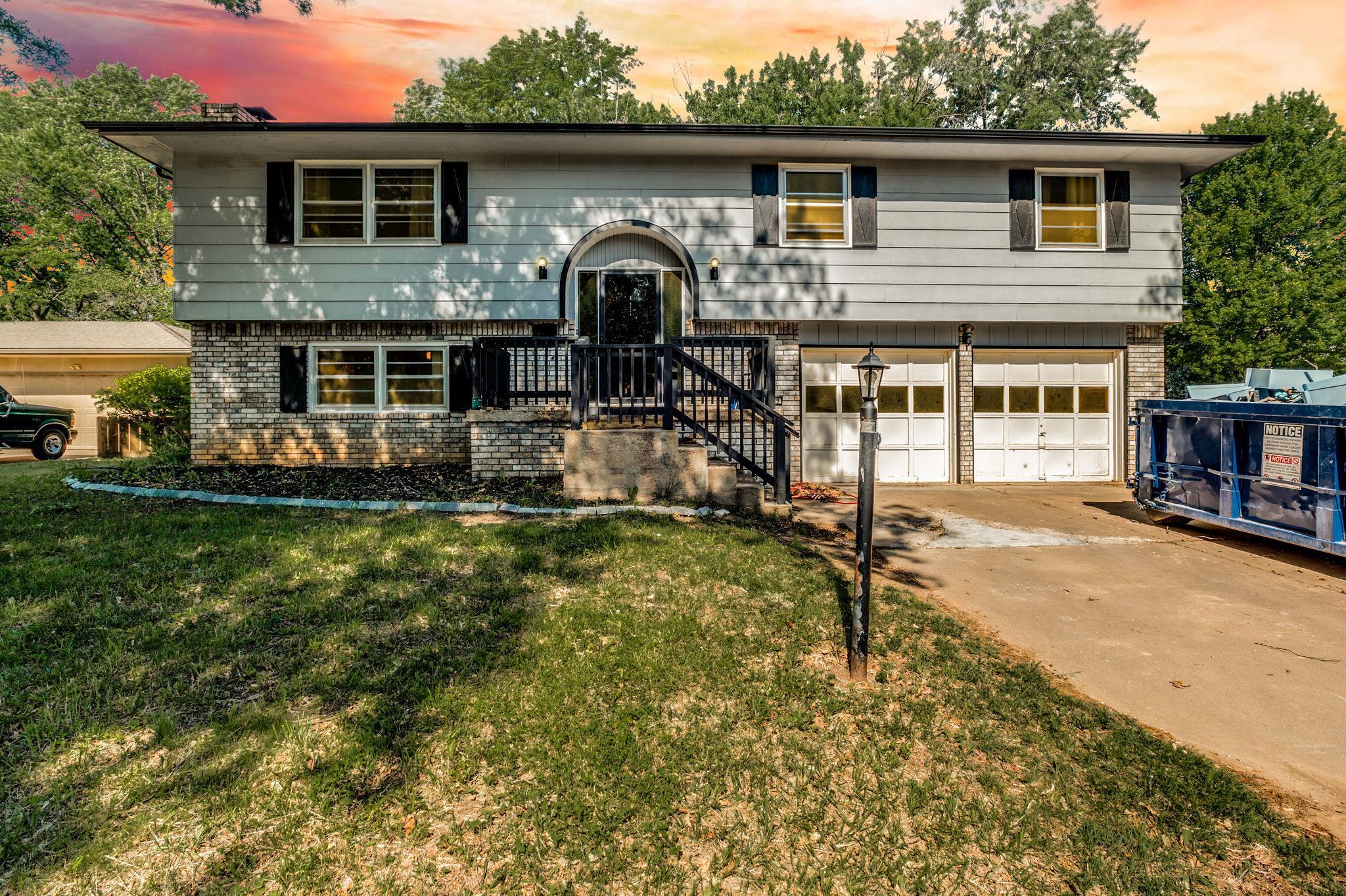 609 N Willow Dr, Derby, Kansas image 2