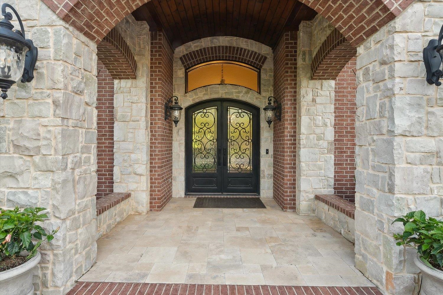 10801 E Glengate Cir, Wichita, Kansas image 3