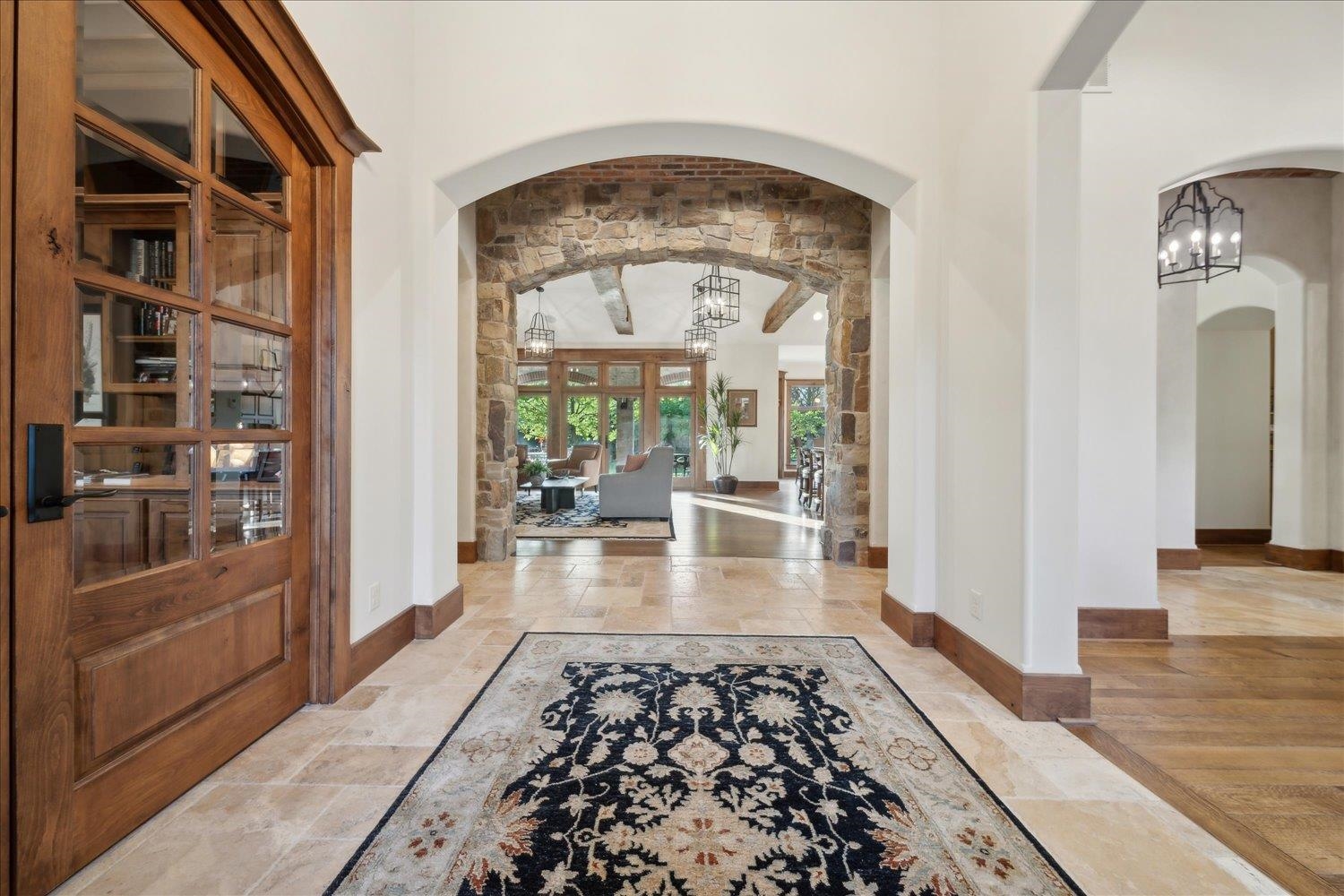 10801 E Glengate Cir, Wichita, Kansas image 4