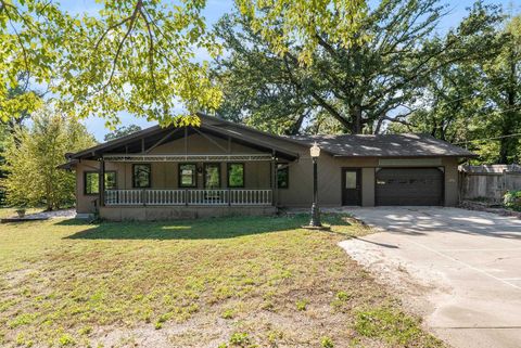 Homes For Sale - 12707 SW Chisholm Trail<br/> Andover, KS 67002