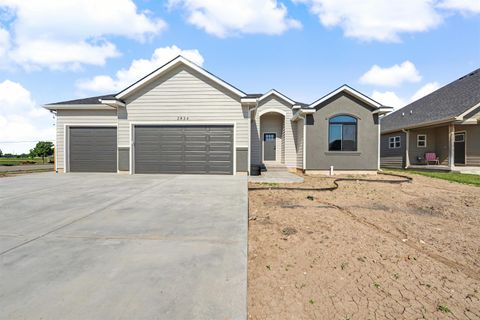 Homes For Sale - 2824 Crystal Lake Dr<br/> Saline County, Salina, KS 67401