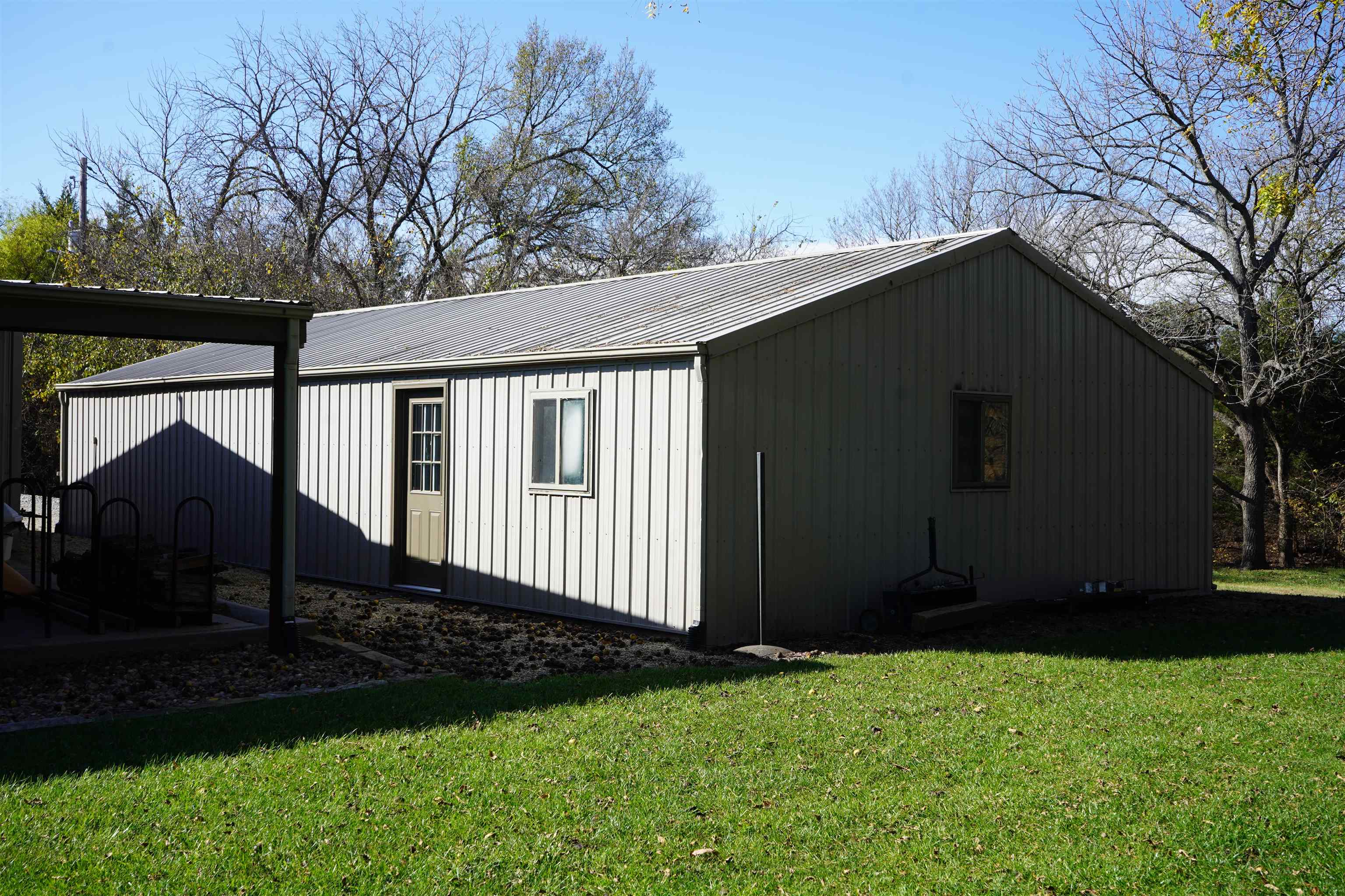 2286 SW Adams Rd, Towanda, Kansas image 22