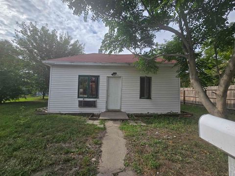 Homes For Sale - 108 E 2nd St<br/> Cloud County, Concordia, KS 66901
