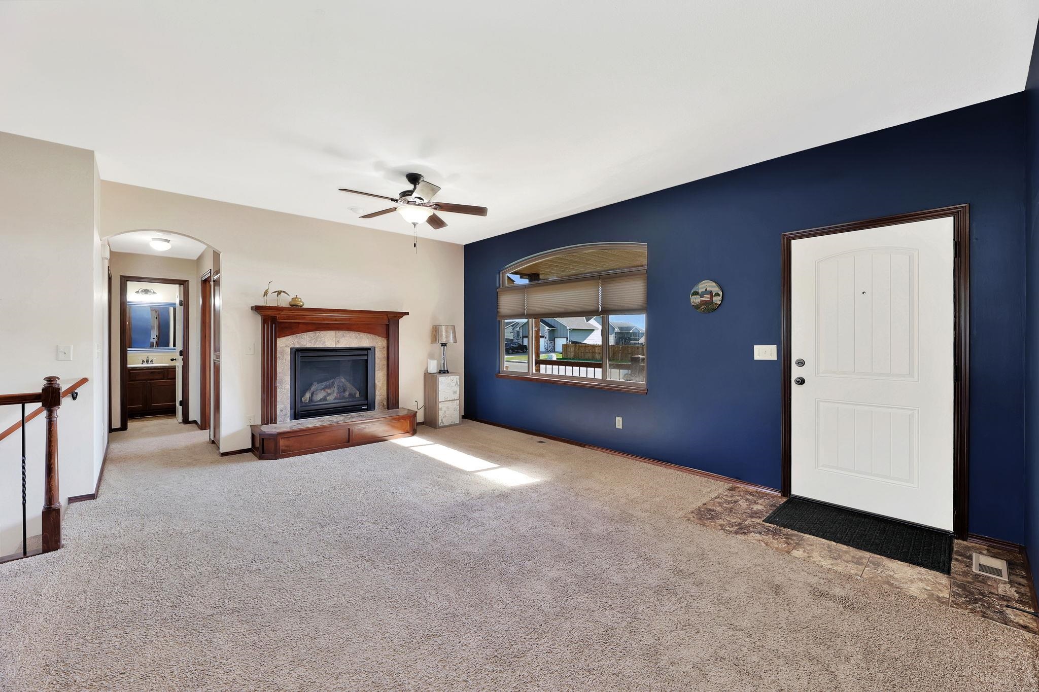 917 N Oak Ridge Ave, Goddard, Kansas image 3