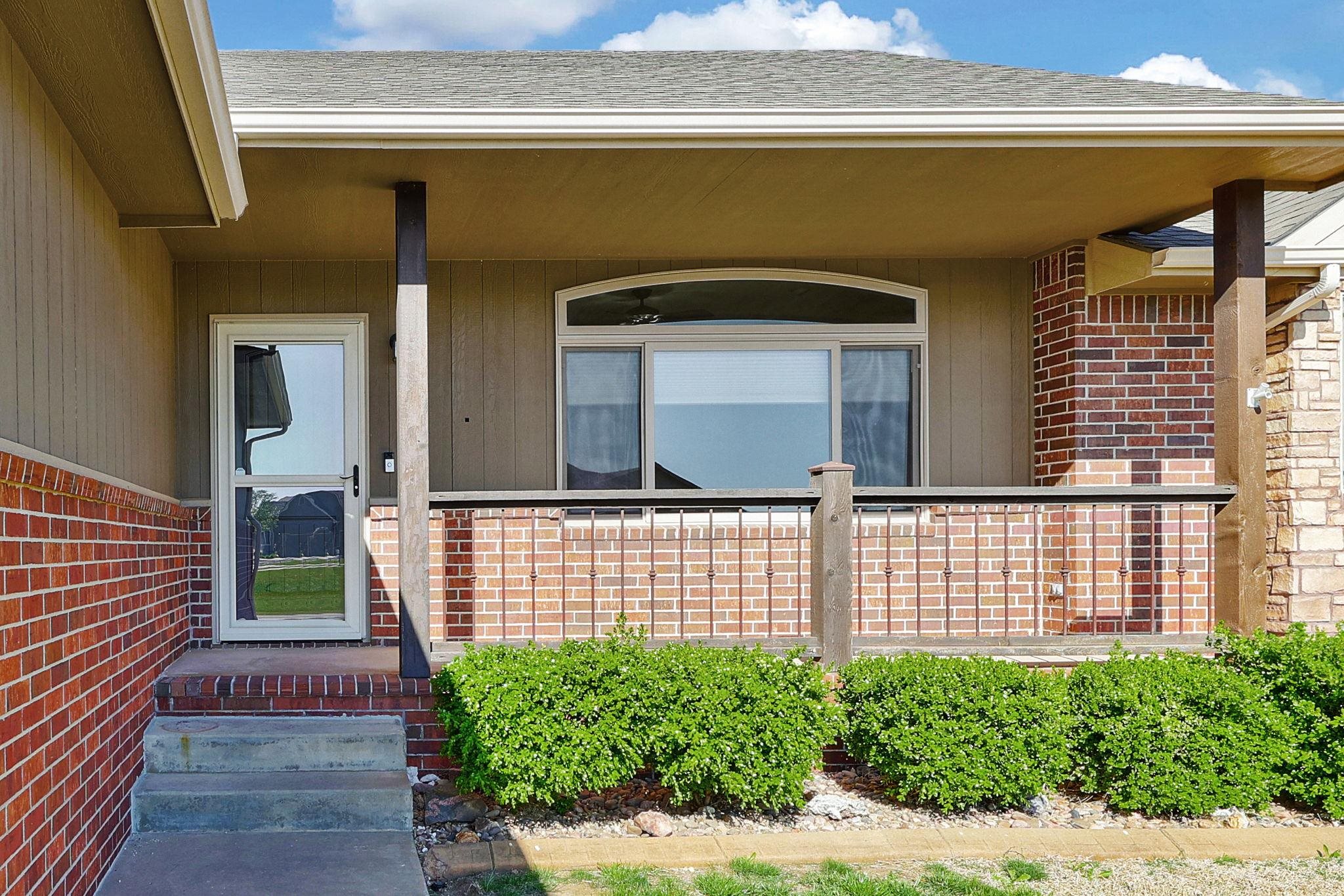 917 N Oak Ridge Ave, Goddard, Kansas image 2