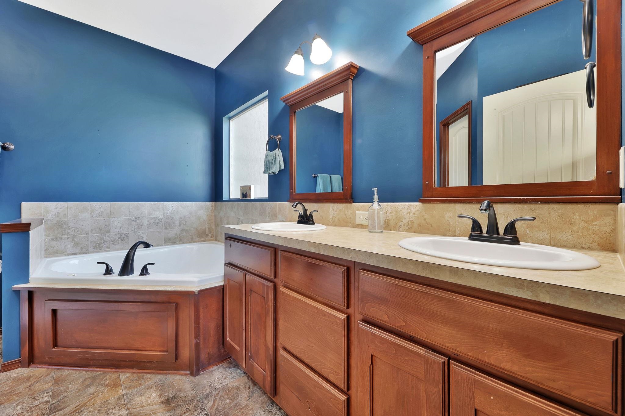 917 N Oak Ridge Ave, Goddard, Kansas image 21