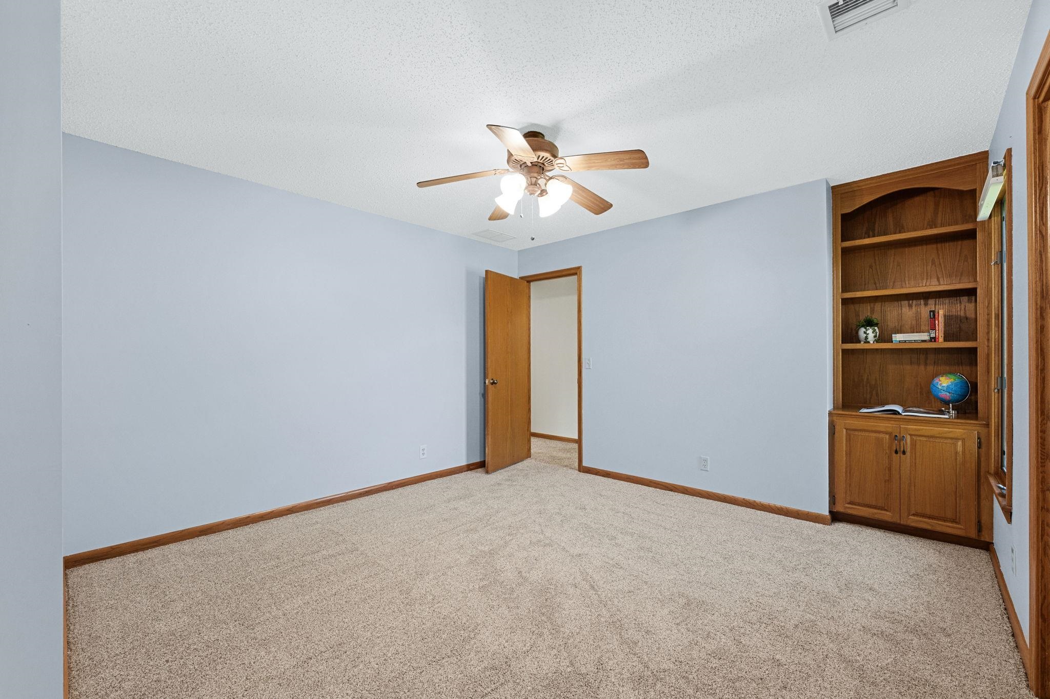1655 S Bower Dr, Wichita, Kansas image 22