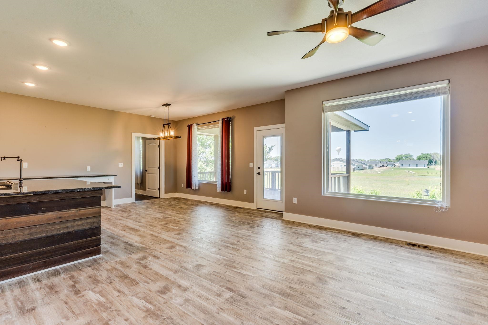 159 N Longhorn Ct, Clearwater, Kansas image 4