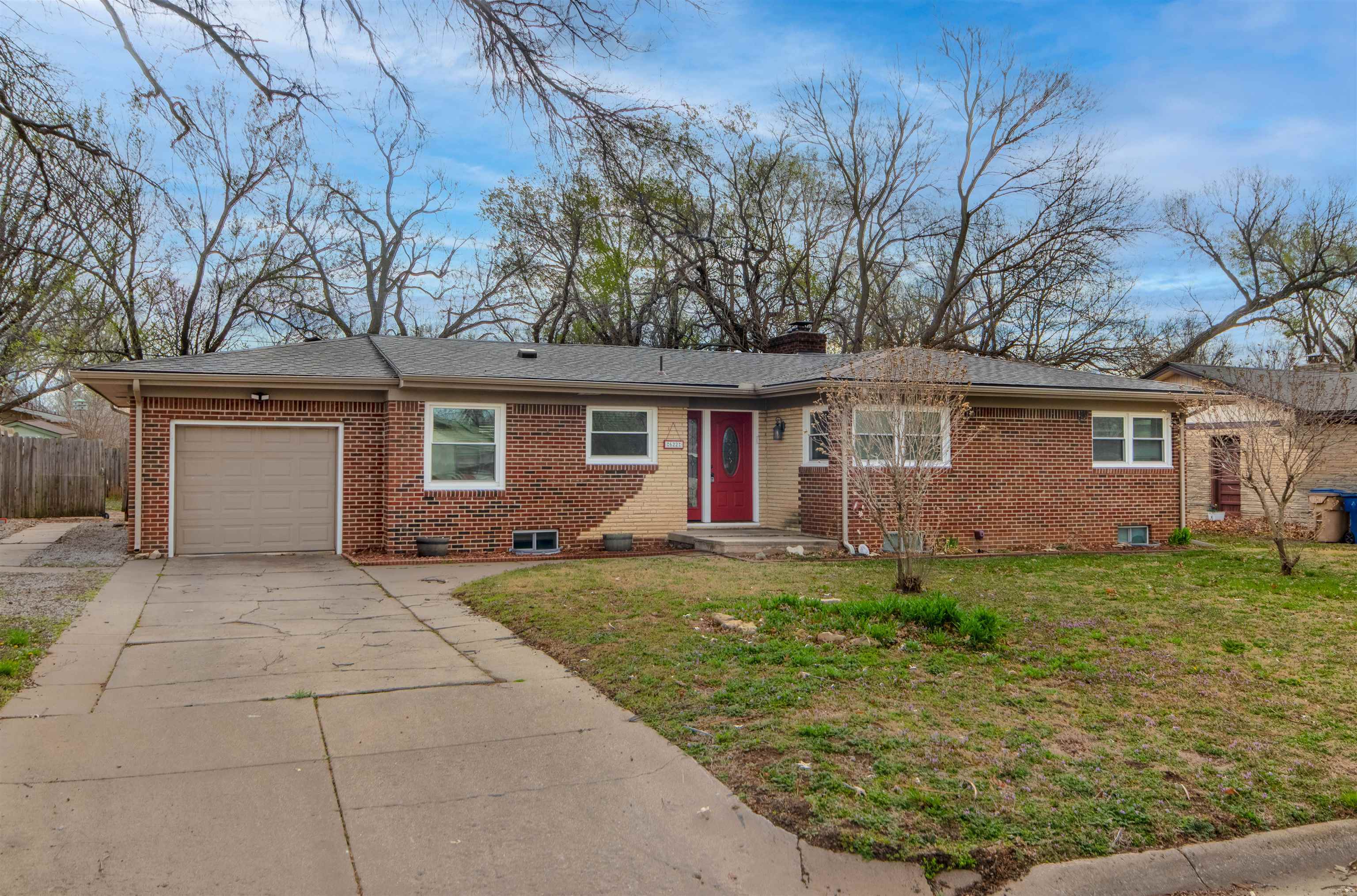 622 S Riverview Ave, Derby, Kansas image 1