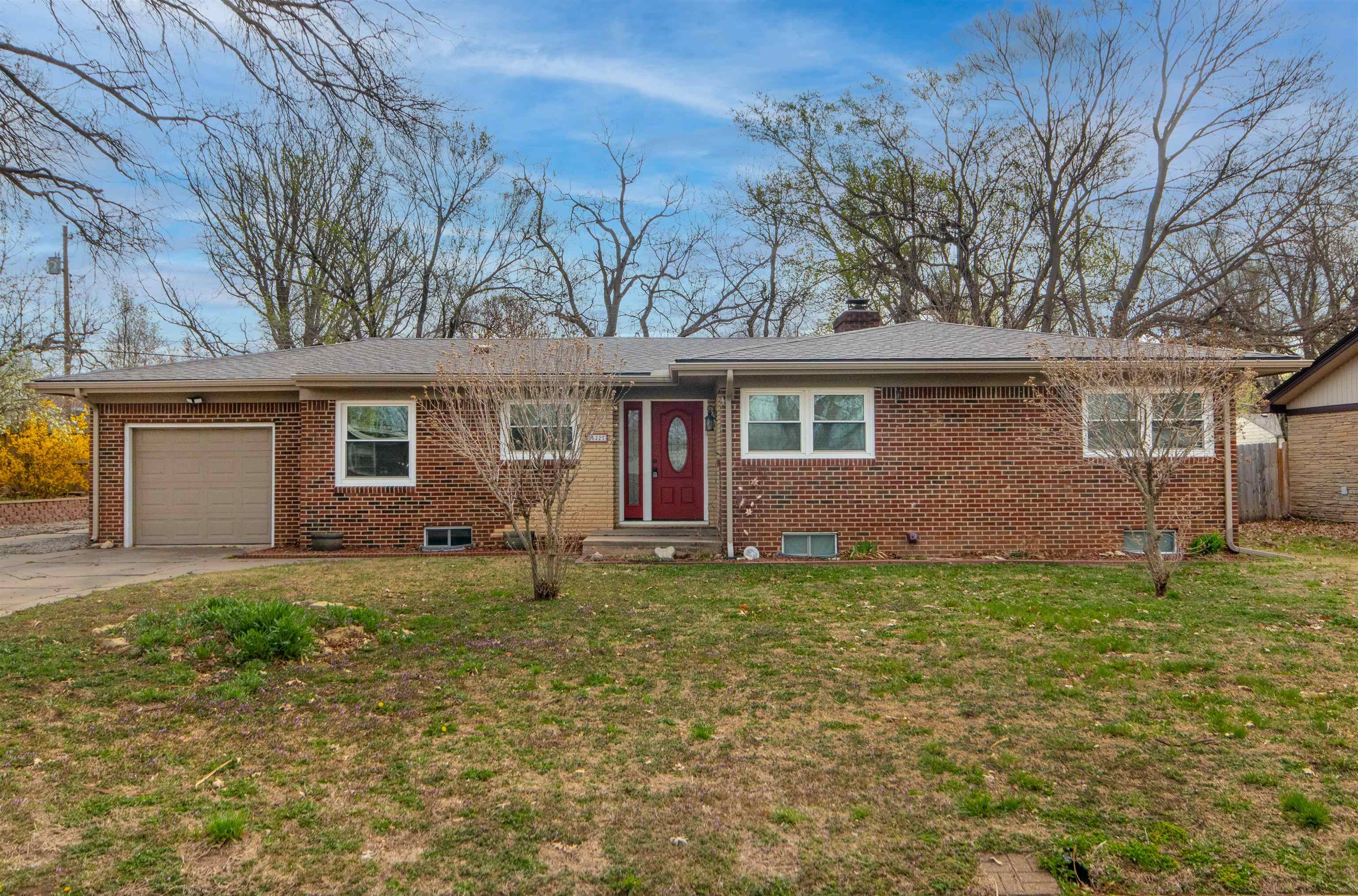 622 S Riverview Ave, Derby, Kansas image 2