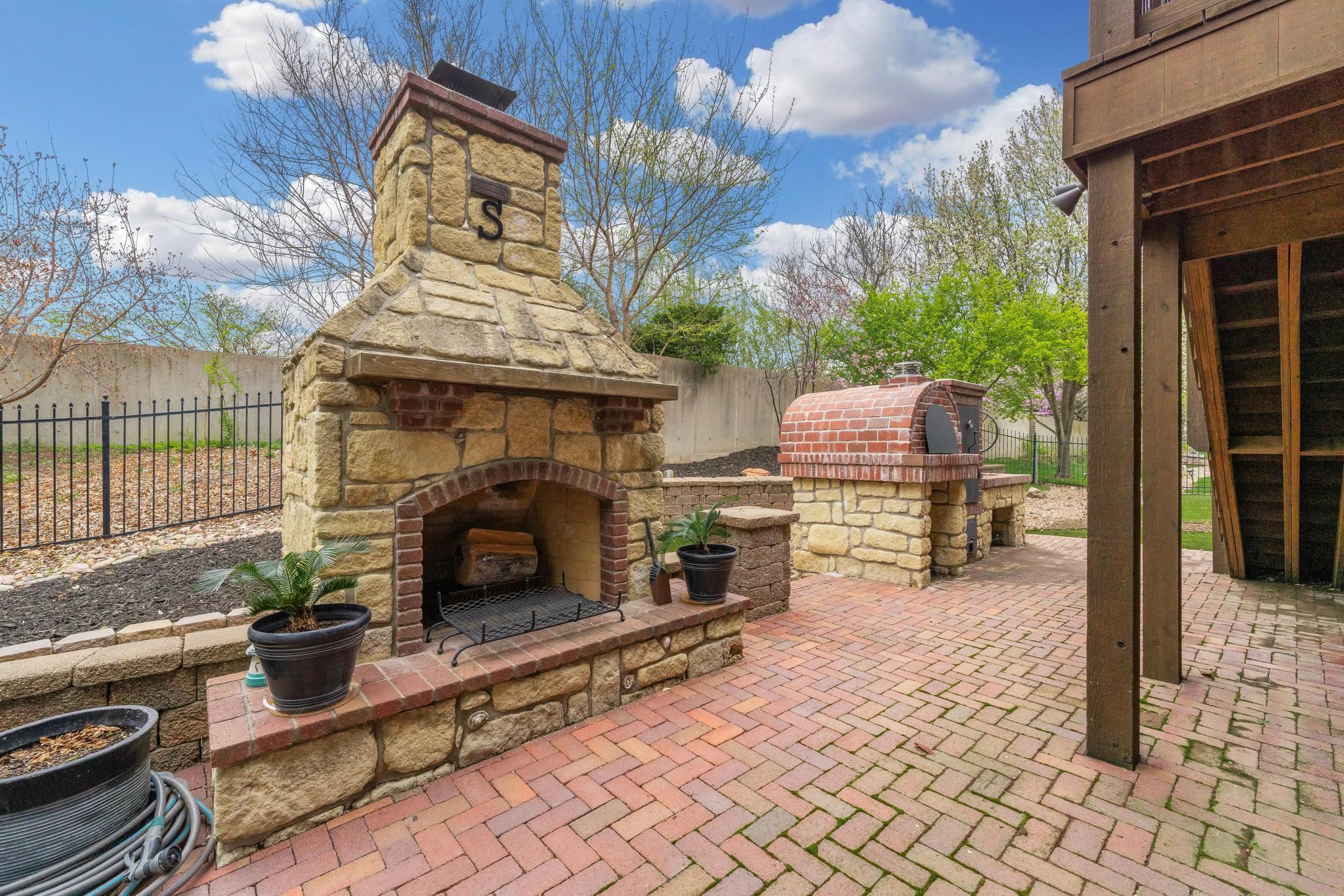 1430 Chaumont Cr Cir, Andover, Kansas image 33