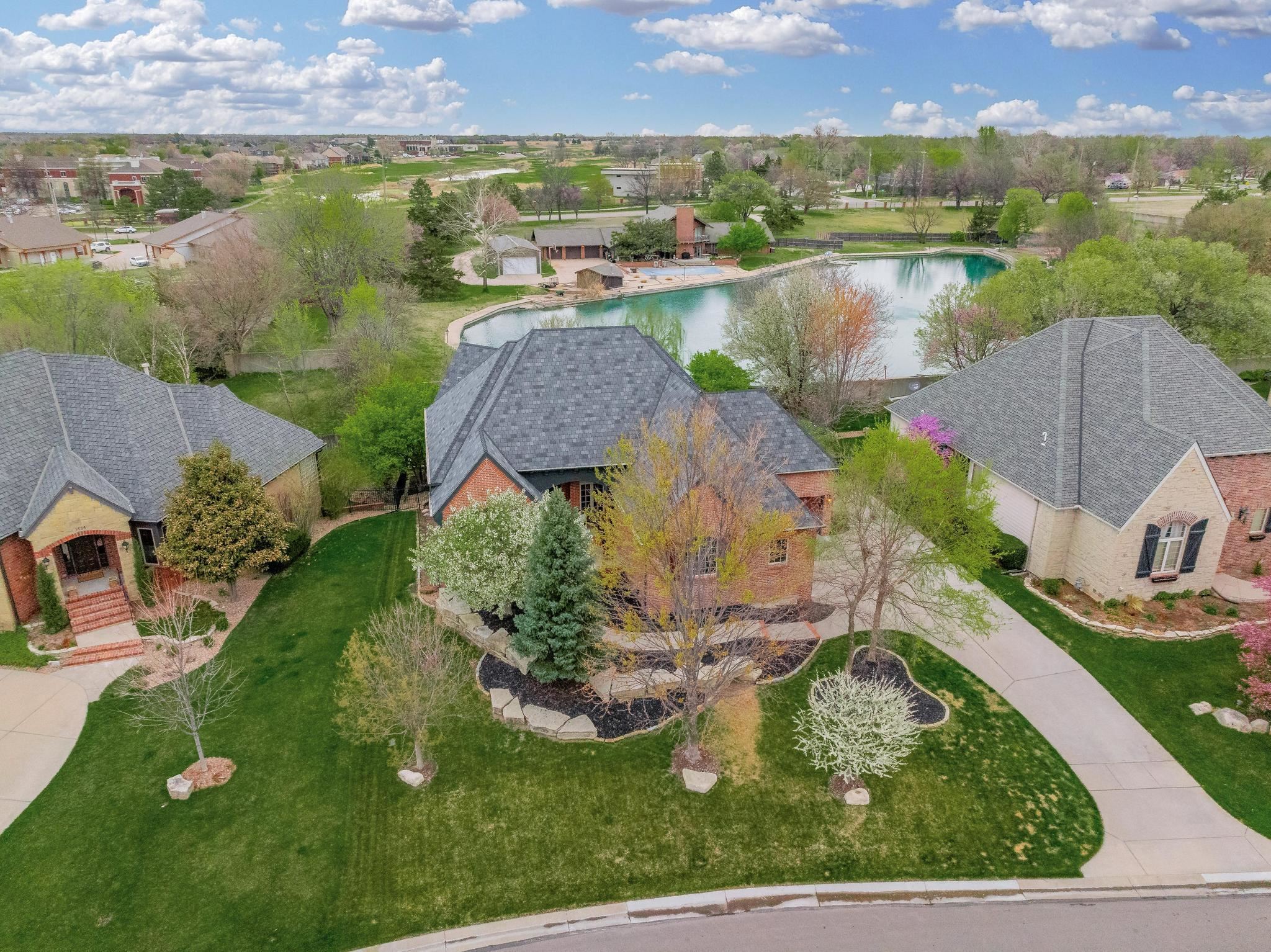 1430 Chaumont Cr Cir, Andover, Kansas image 2