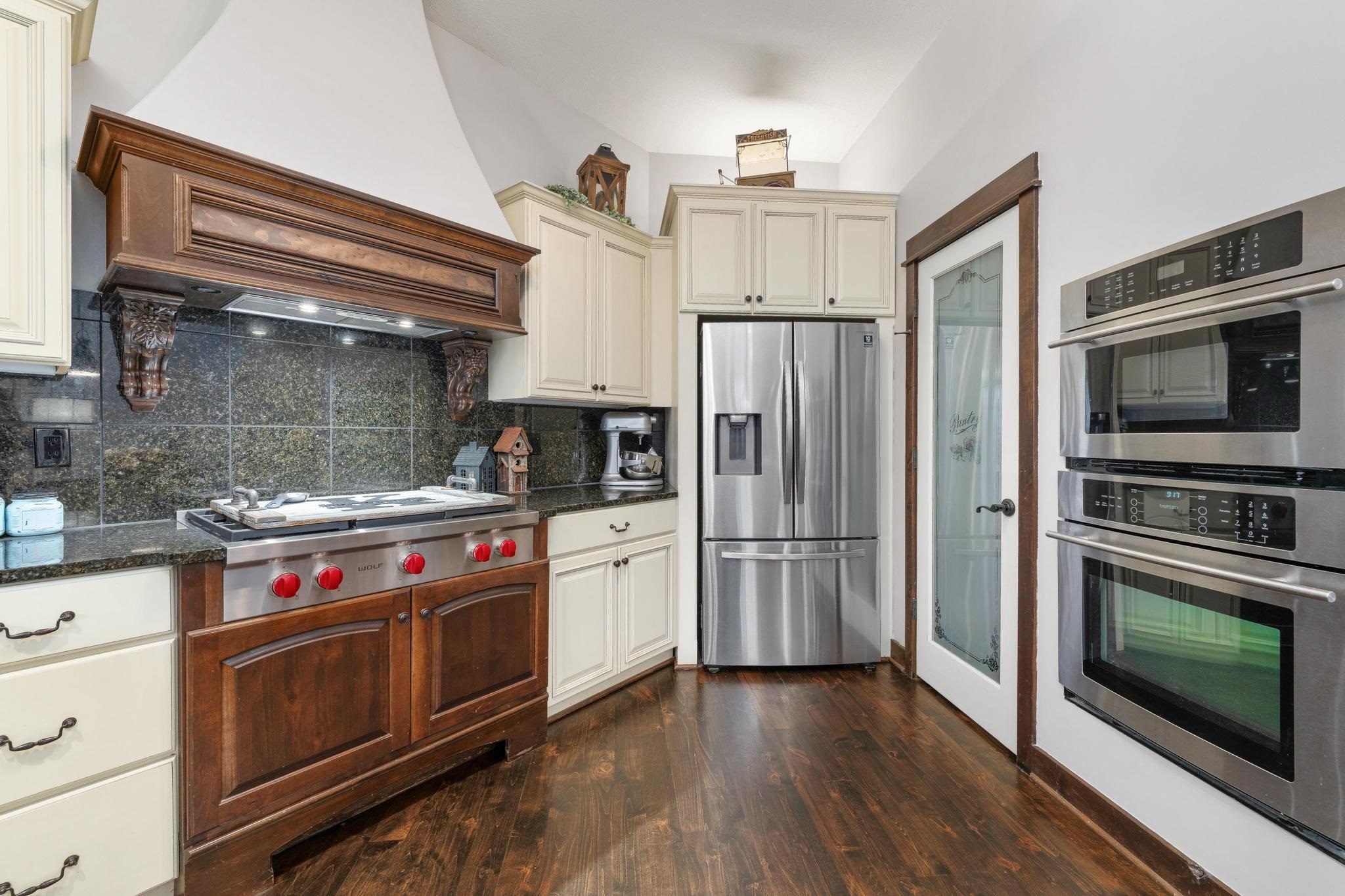 1430 Chaumont Cr Cir, Andover, Kansas image 6