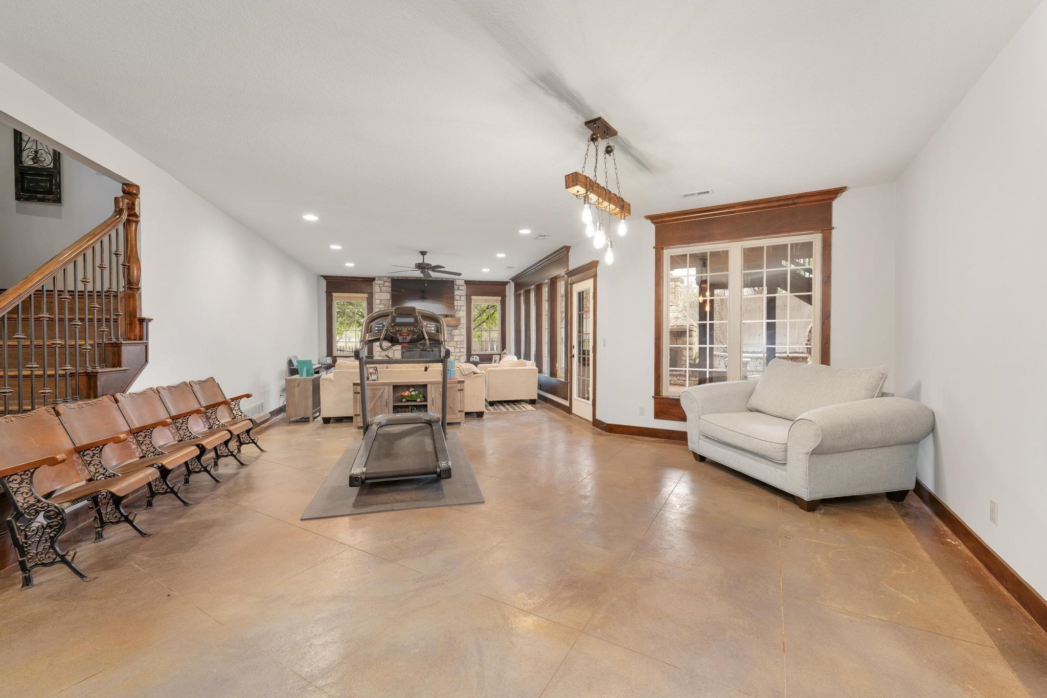1430 Chaumont Cr Cir, Andover, Kansas image 22